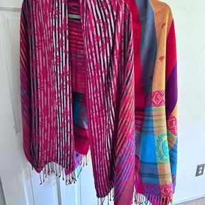 Set of 2 Wraps - NWOT